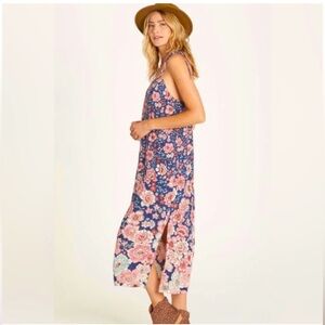 Billabong Boho Autumn Night pink floral spaghetti strap maxi w/ slits Junior’s M